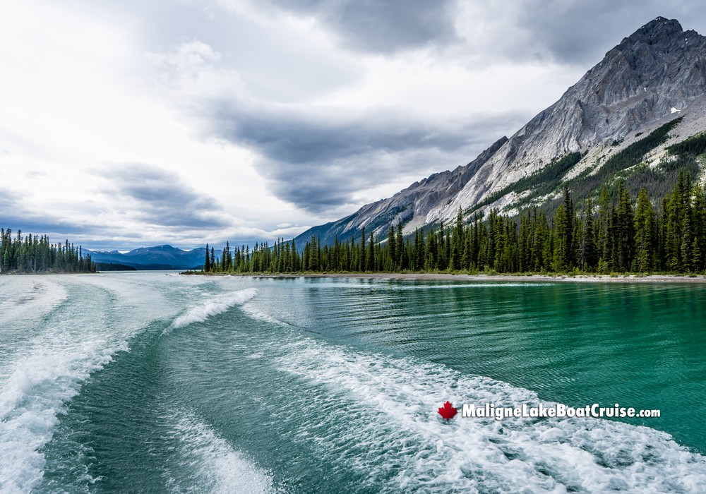 The Maligne Lake Boat Ride to Spirit Island