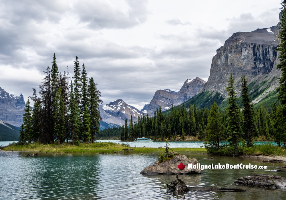 Boat at Maligne Lake's Spirit Island