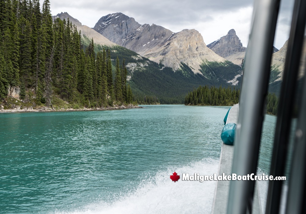 Queen Elizabeth Mountain Ranges Boat View